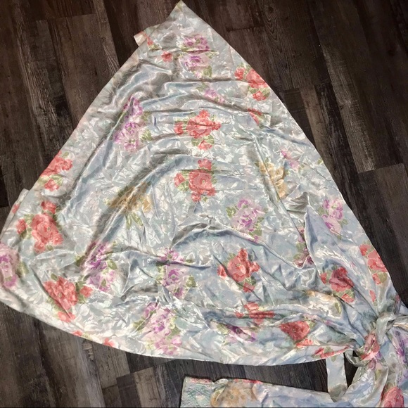 Vtg 80s Neiman Marcus Silk Fairycore/Cottagecore Coquette Lolita Floral Robe - Picture 8 of 14